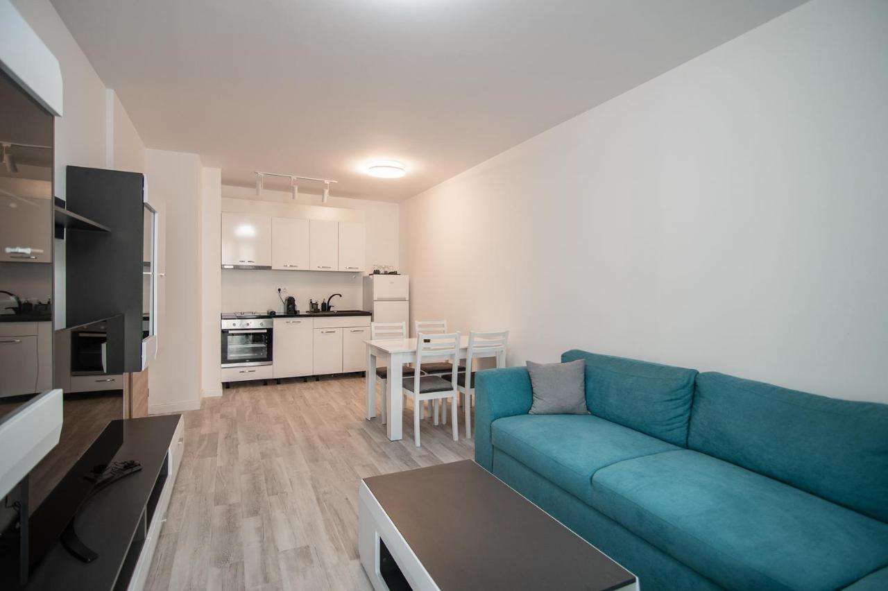 Sea Flats With Parking And Pool In Azur Residence Saints Constantine and Helena Exterior foto