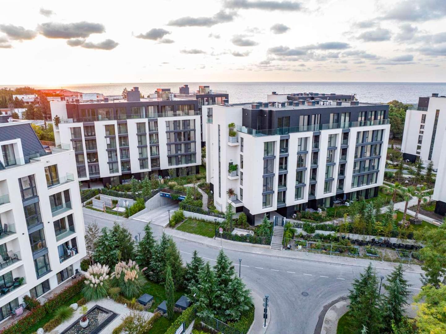 Sea Flats With Parking And Pool In Azur Residence Saints Constantine and Helena Exterior foto