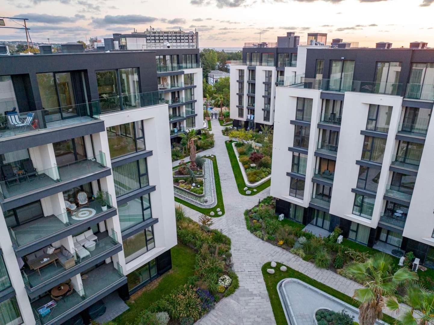 Sea Flats With Parking And Pool In Azur Residence Saints Constantine and Helena Exterior foto
